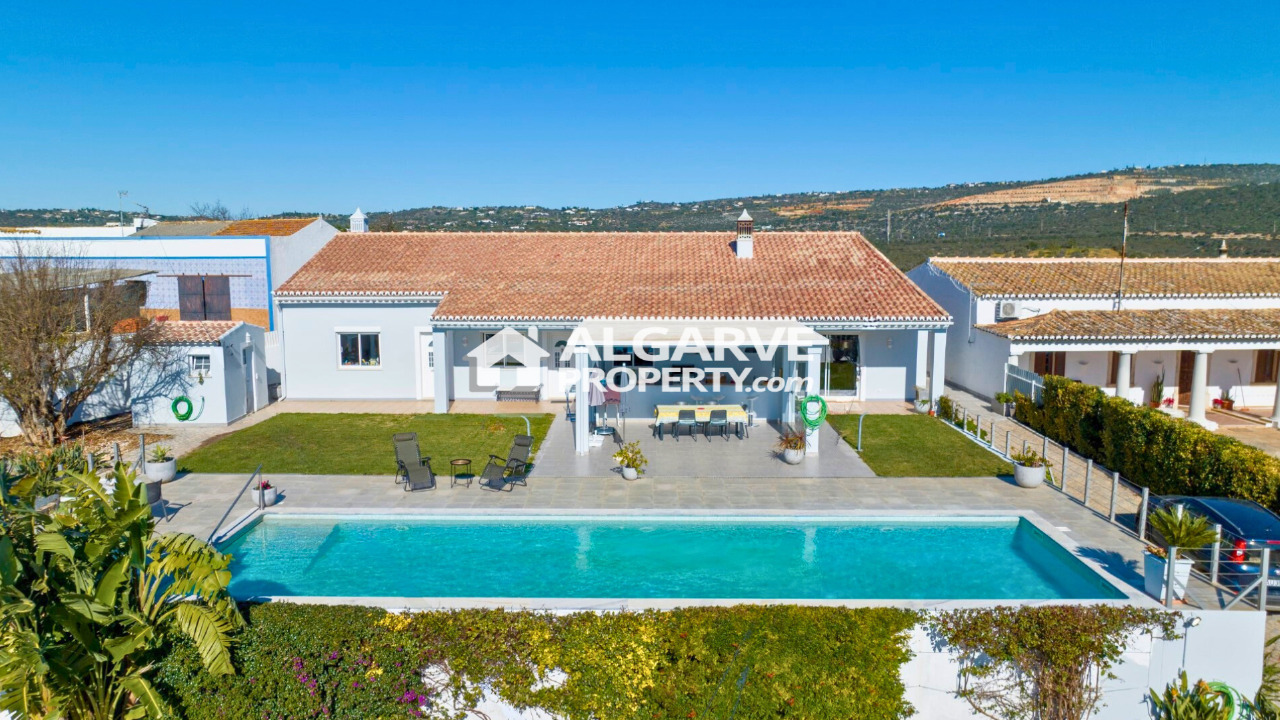 3 bed Villa in Boliqueime, Loulé, Central Algarve
