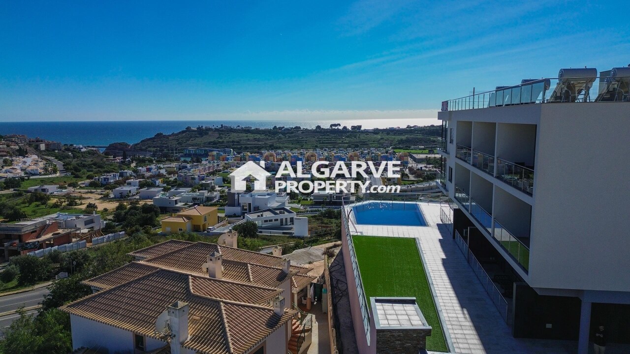 2 bed Apartment in Albufeira, Central Algarve
