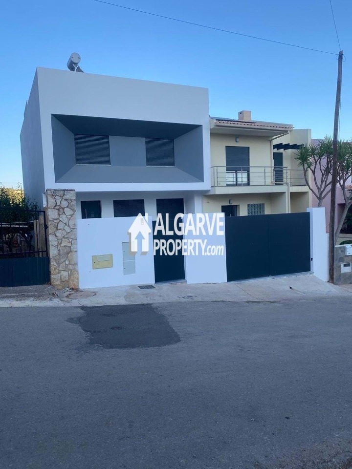 3 bed Villa in Loulé, Western Algarve