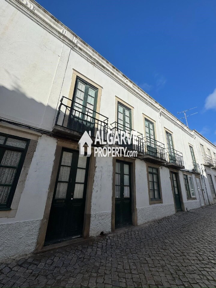 16 bed Apartment in Faro, Central Algarve