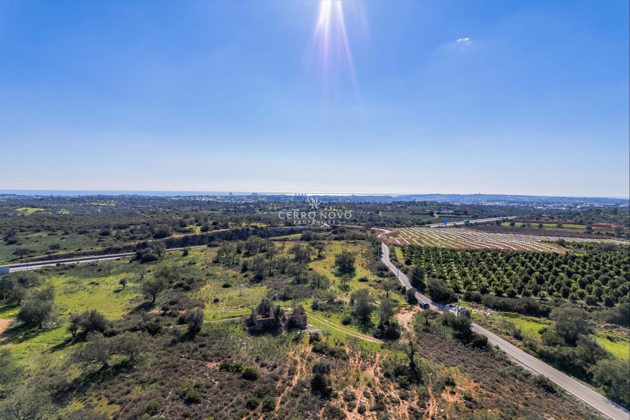 Perceel / Land in Paderne, Albufeira, Central Algarve