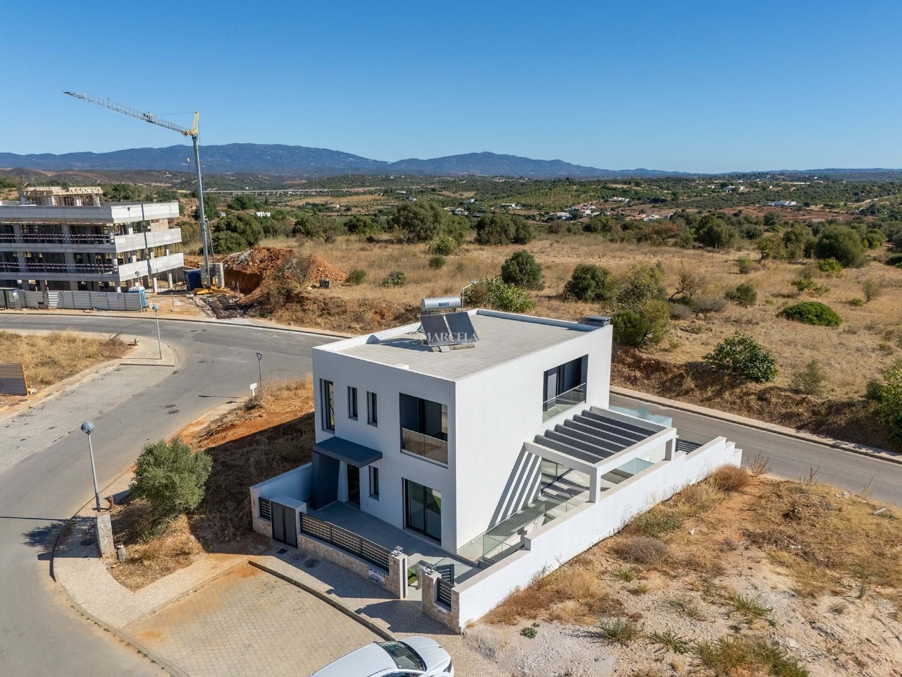 4 bed Villa in Mexilhoeira Grande, Portimão, Western Algarve