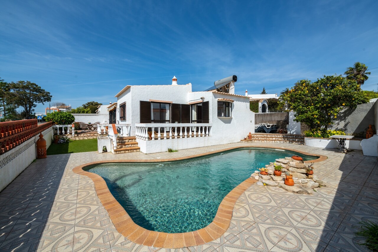 2 bed Villa in Luz, Lagos, Western Algarve