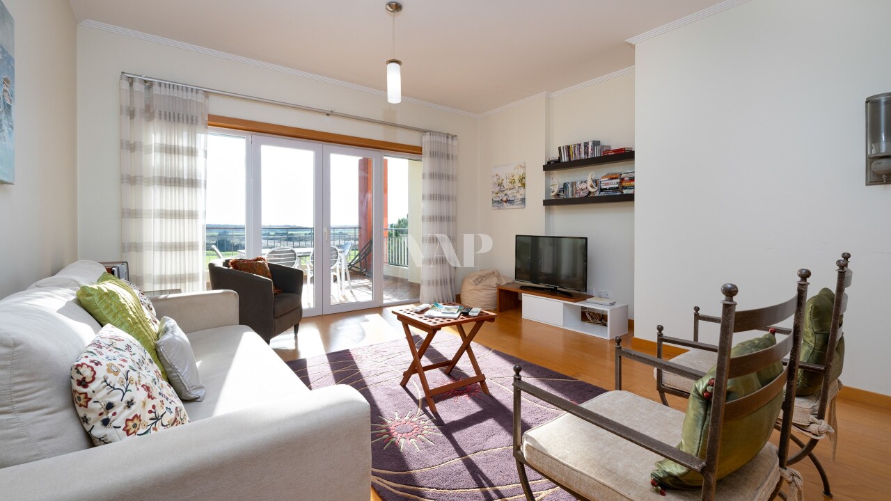 2 bed Apartment in Quarteira, Loulé, Central Algarve