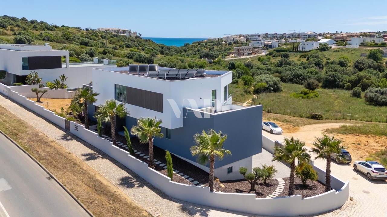4 bed Villa in Lagos, Western Algarve