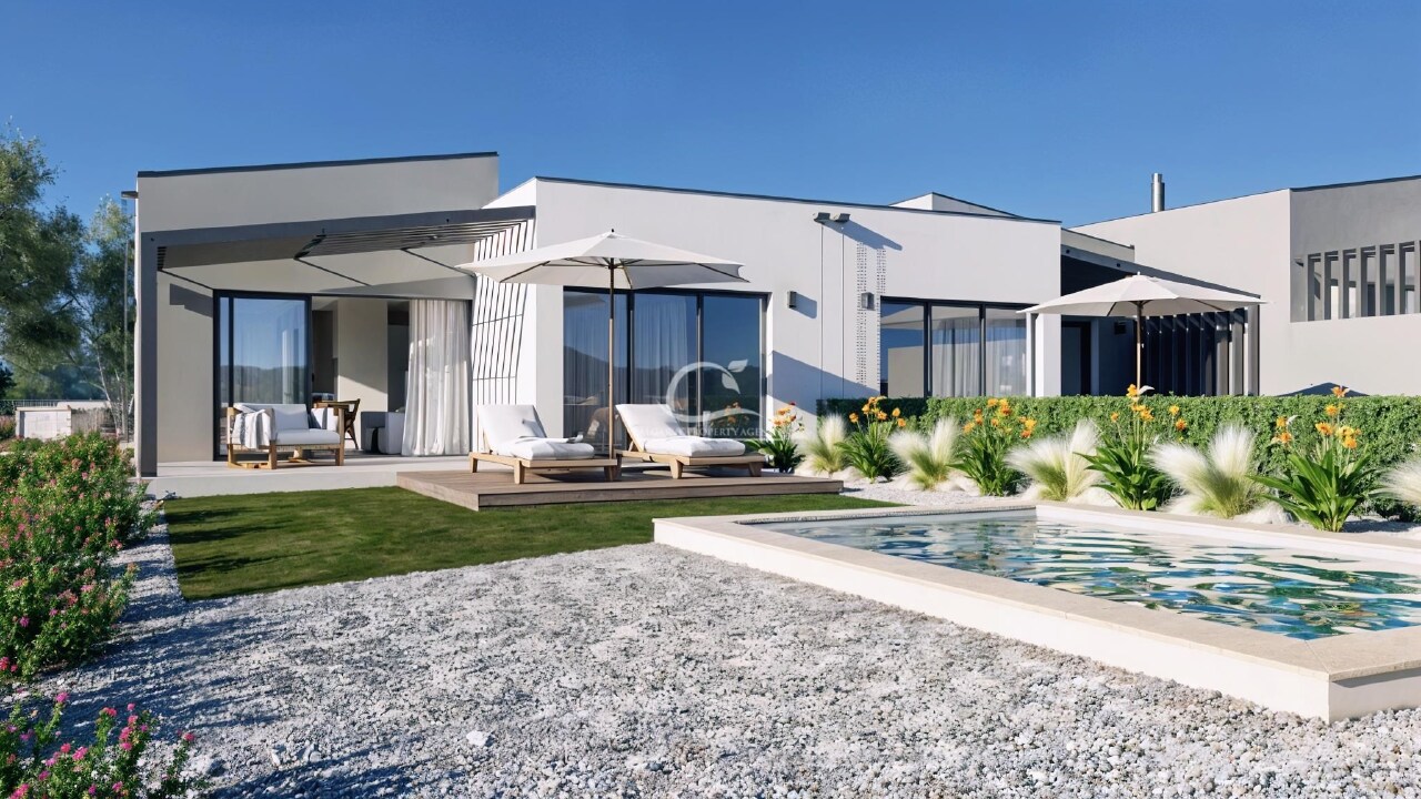 2 bed Villa in Silves, Western Algarve