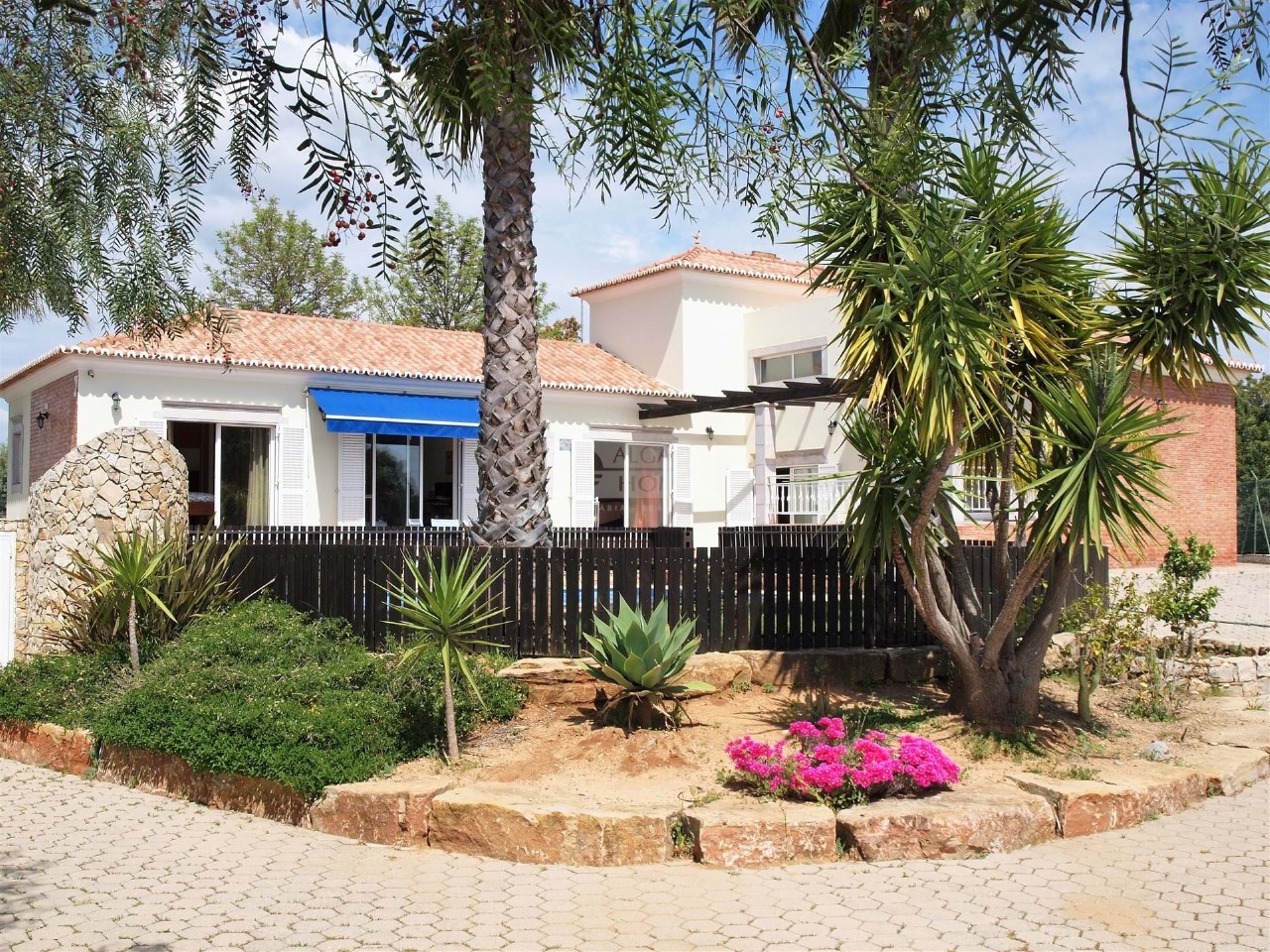 4 bed Villa in São Brás de Alportel, Western Algarve