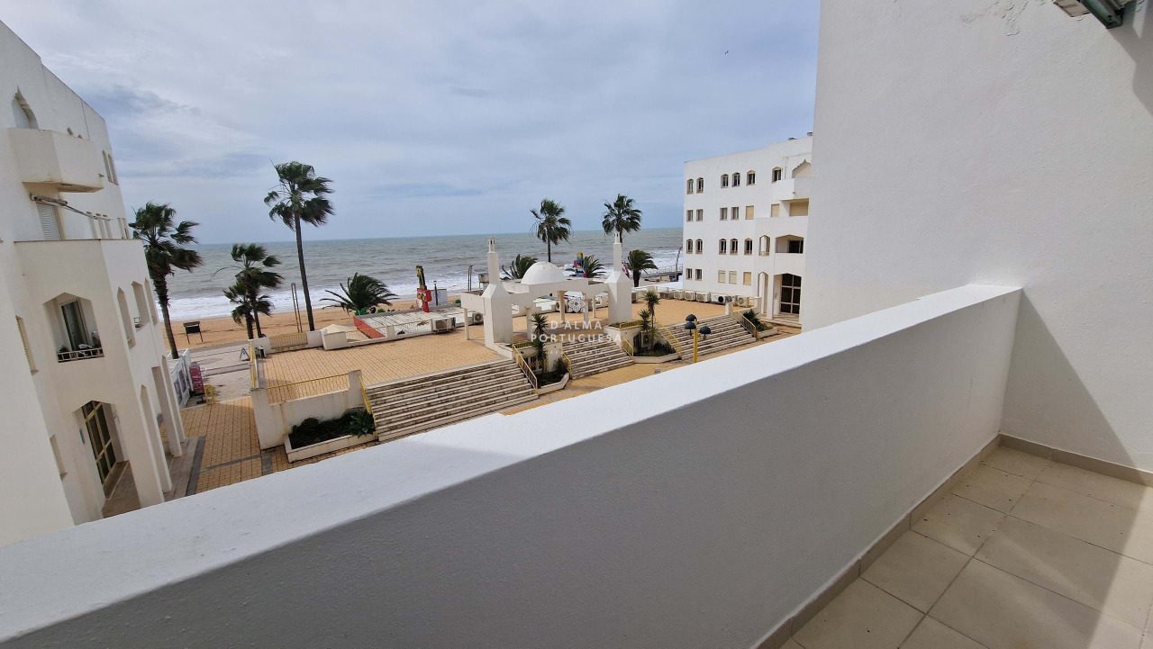 2 bed Apartment in Quarteira, Loulé, Central Algarve