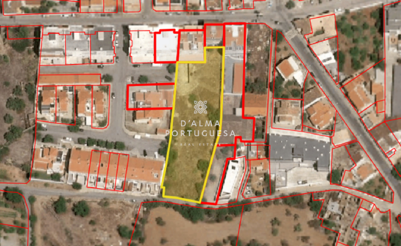 Plot / Land in São Brás de Alportel, Western Algarve