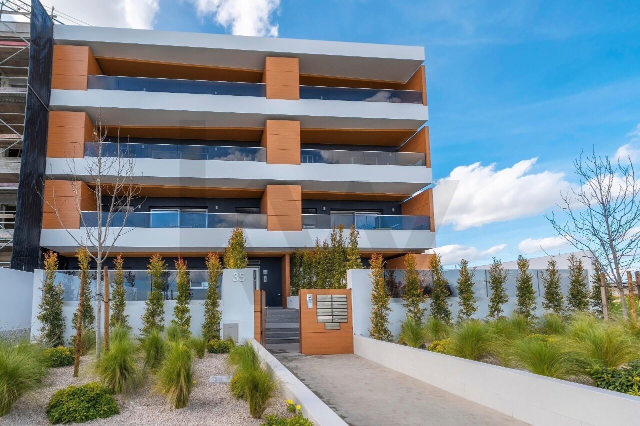 3 bed Apartment in Montenegro, Faro, Central Algarve