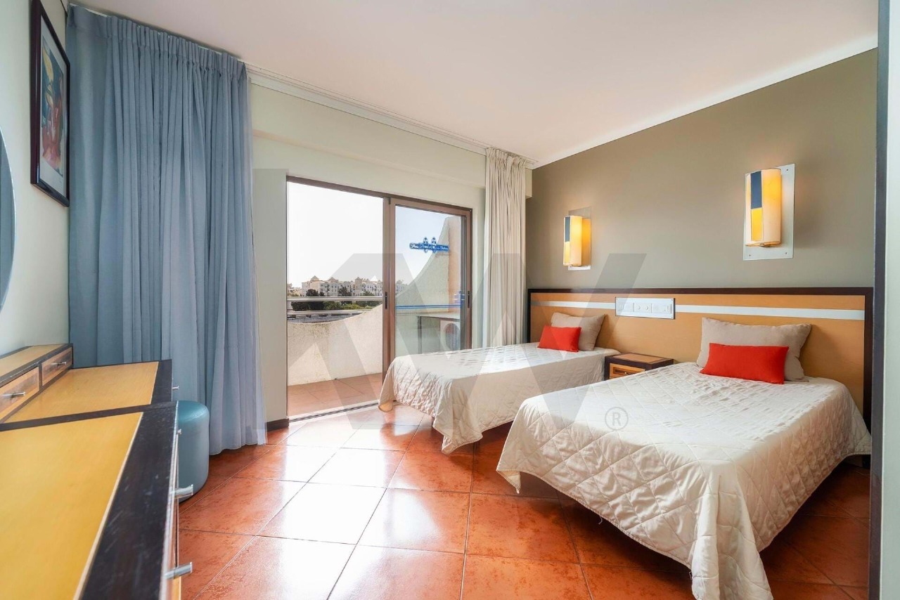 2 bed Appartement in Olhos de Água, Albufeira, Central Algarve