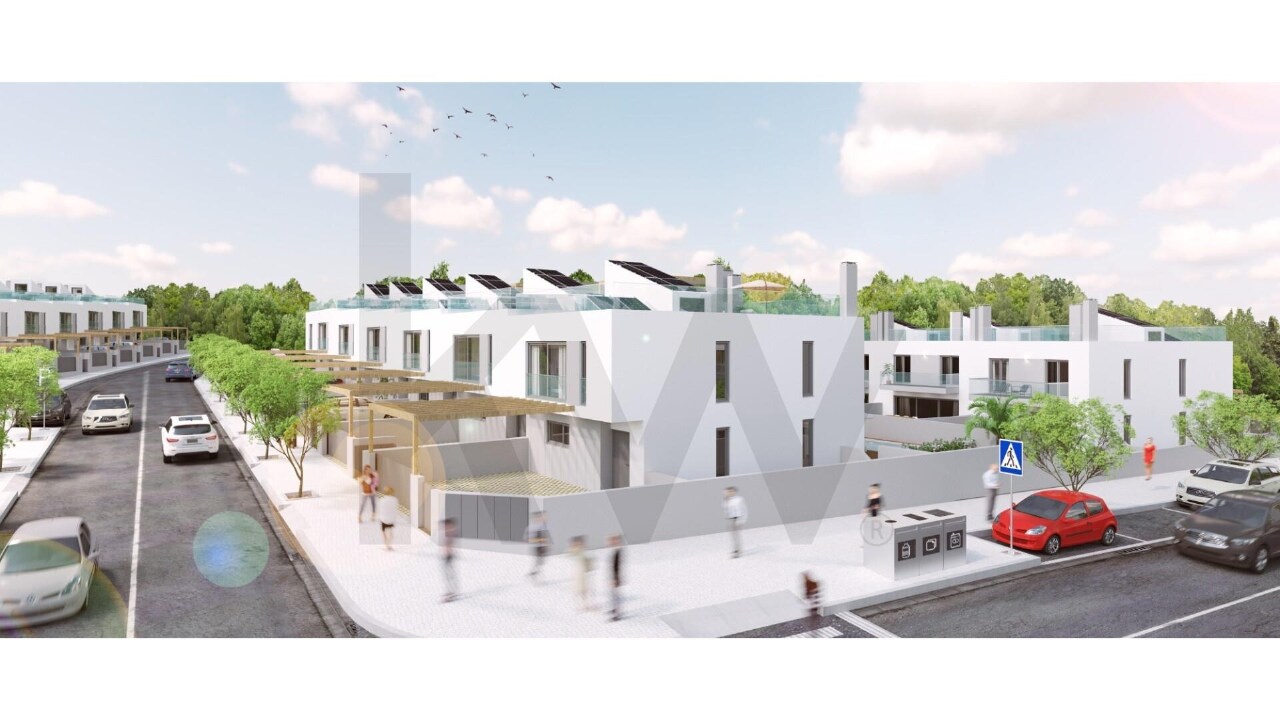 4 bed Villa in Montenegro, Faro, Central Algarve