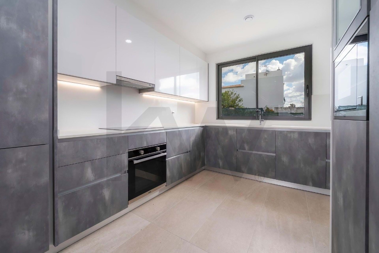 3 bed Villa in Moncarapacho, Olhão, Eastern Algarve