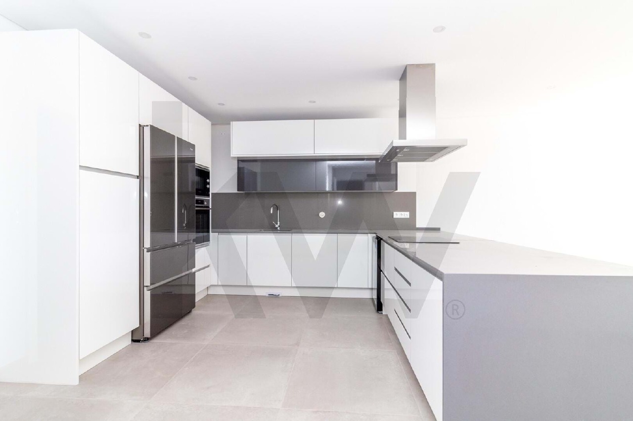 2 bed Apartment in Loulé, Central Algarve