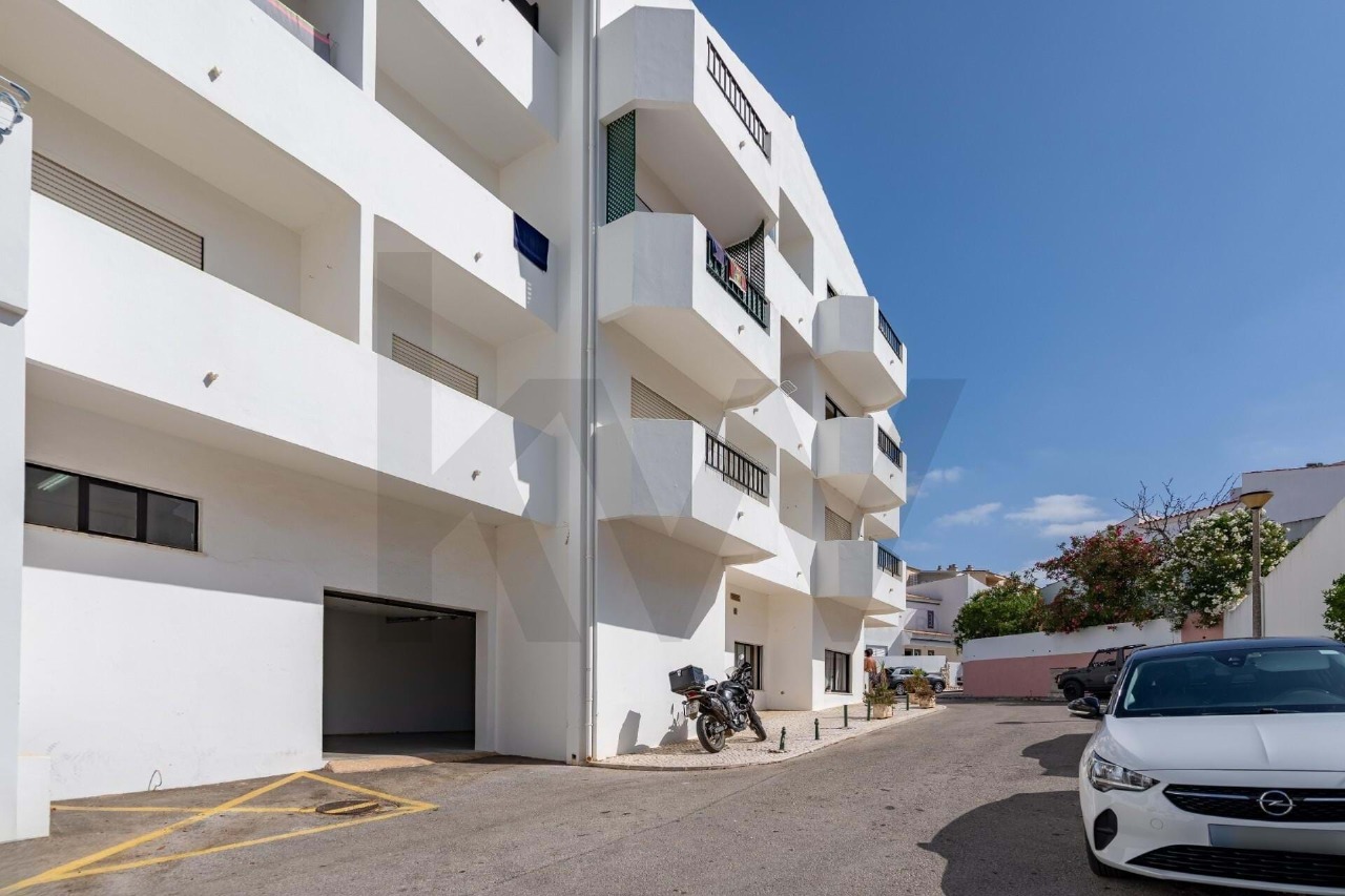 Garage / Parkeerplaats in Alvor, Portimão, Western Algarve