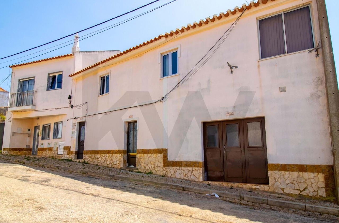 4 bed Villa in Vila do Bispo, Western Algarve
