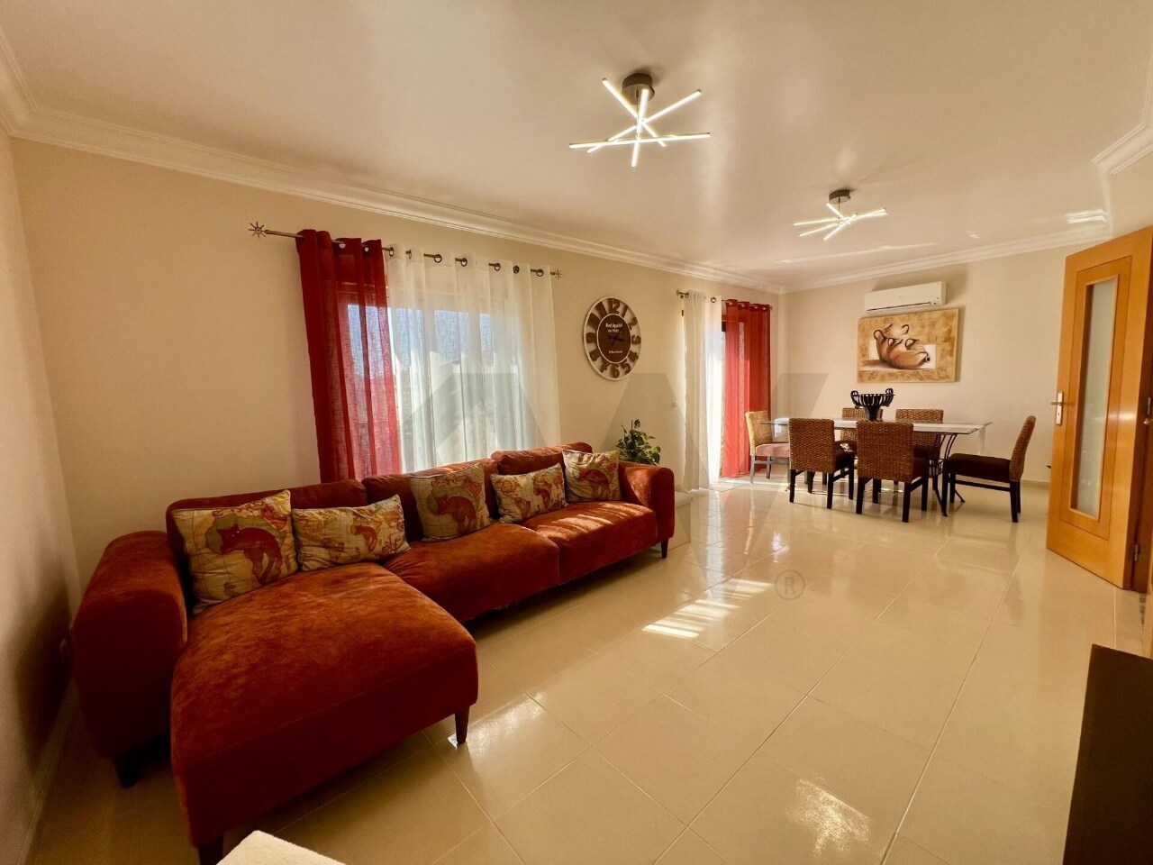 3 bed Apartment in Lagoa, Western Algarve