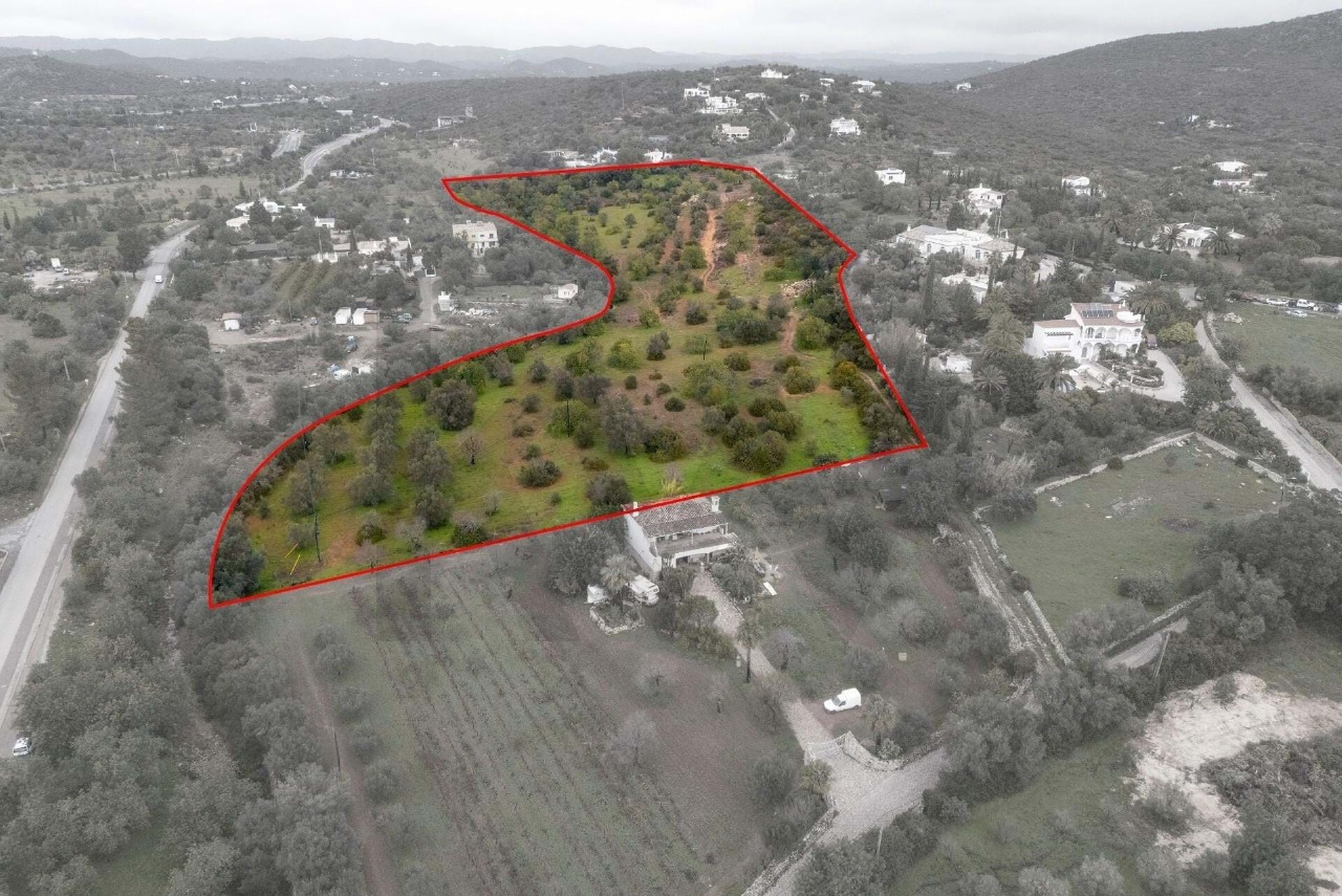 Plot / Land in Moncarapacho, Olhão, Eastern Algarve