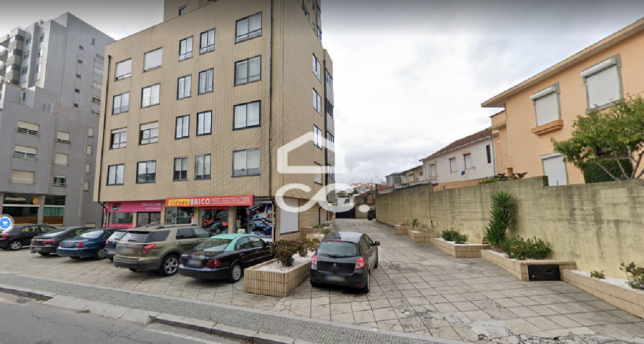 Garage / Parking in Águas Santas, Maia, Porto