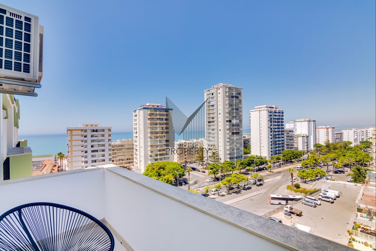 2 bed Appartement in Quarteira, Loulé, Central Algarve