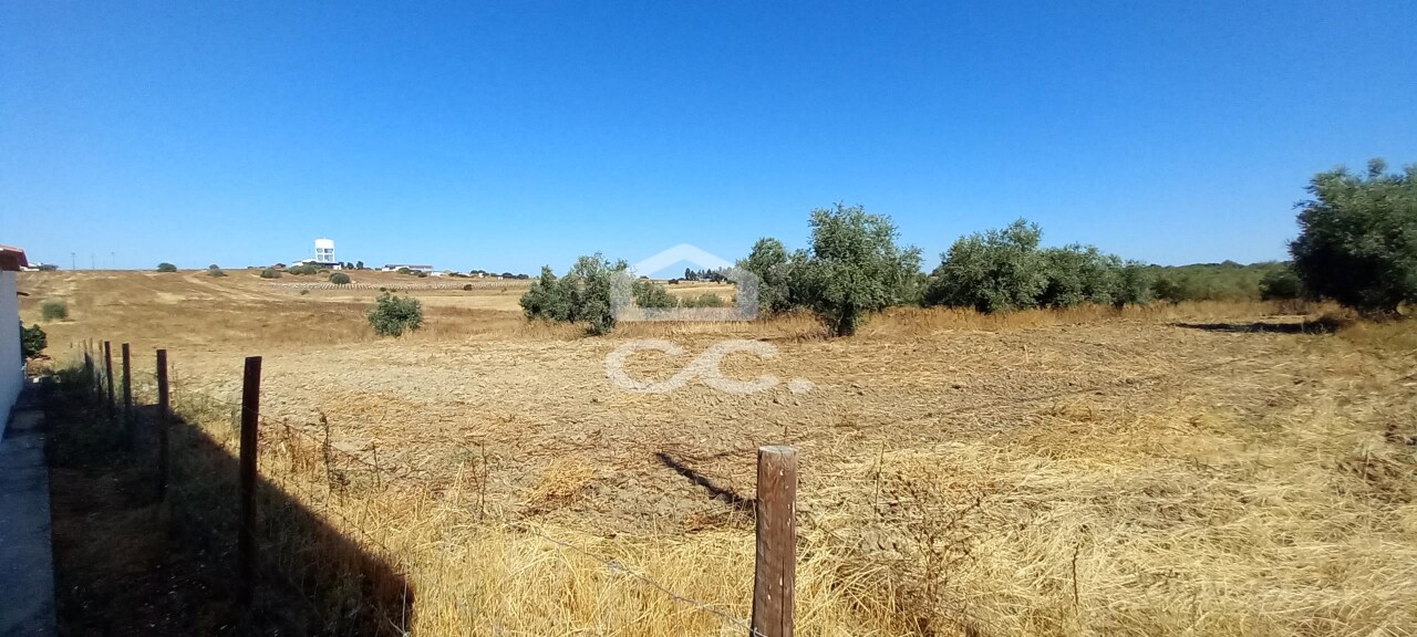 Plot / Land in Beringel, Beja