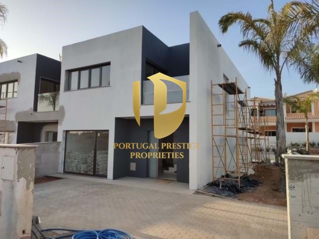 2 bed Villa in Algoz, Silves, Western Algarve