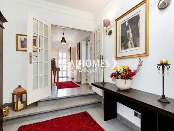 5 bed Villa in Cascais, Lisboa