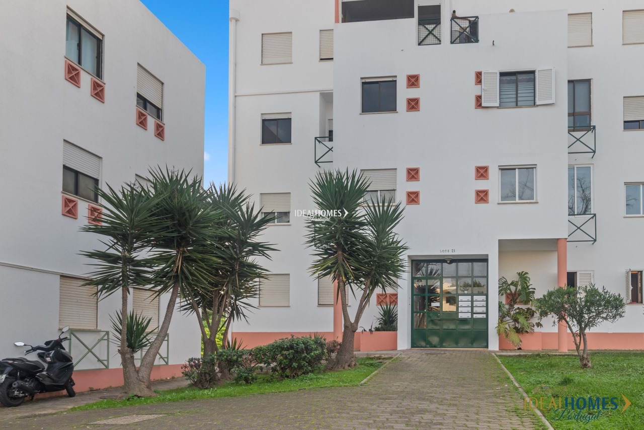 3 bed Apartment in Albufeira, Central Algarve