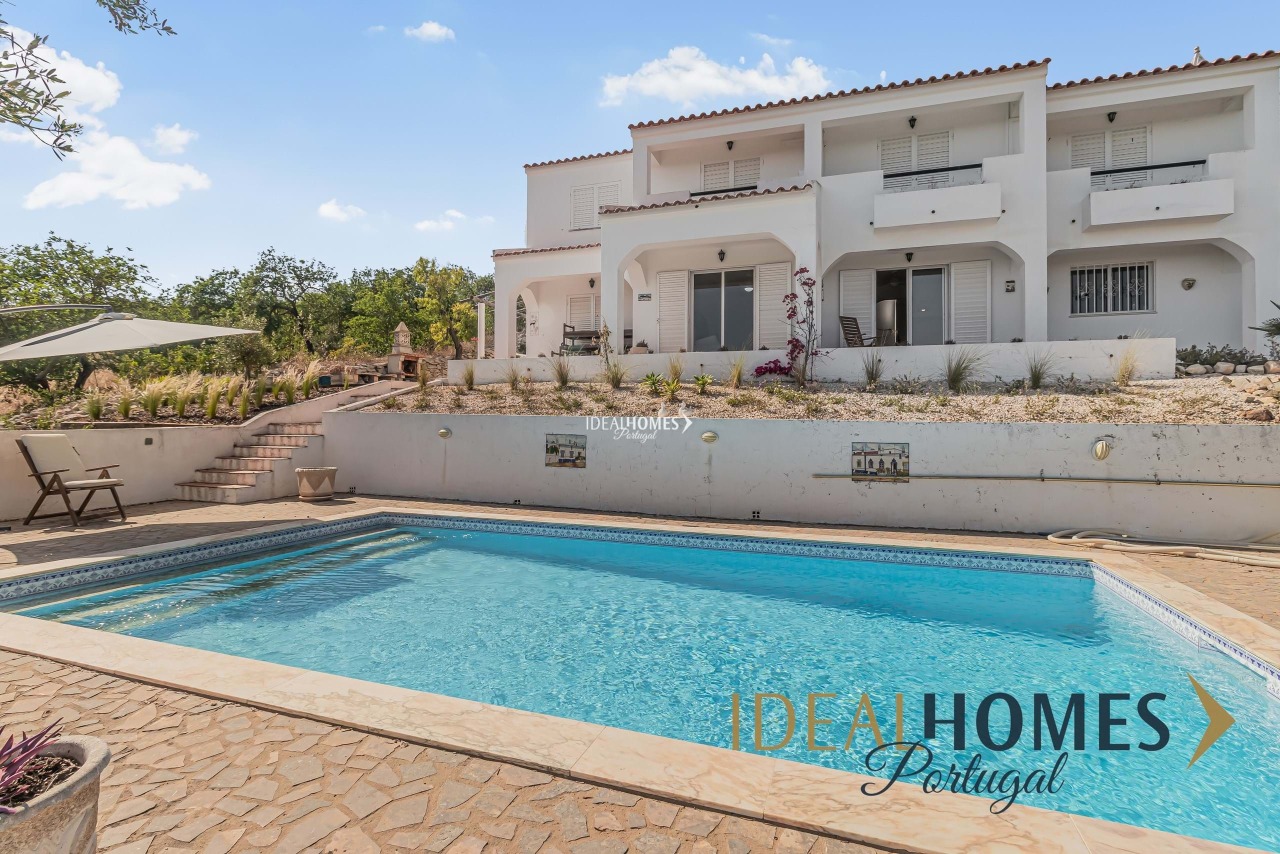 4 bed Villa in Paderne, Albufeira, Central Algarve