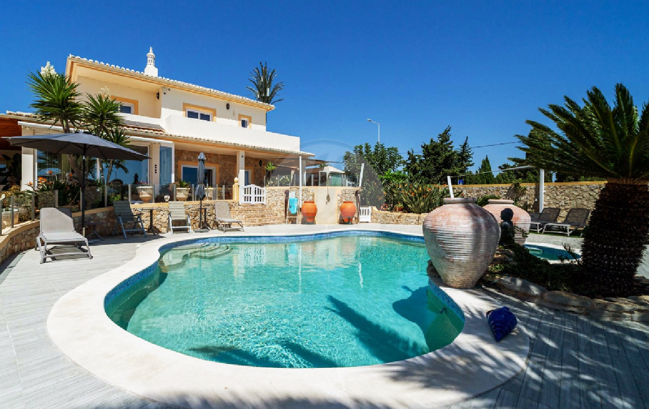 3 bed Villa in Luz, Lagos, Western Algarve