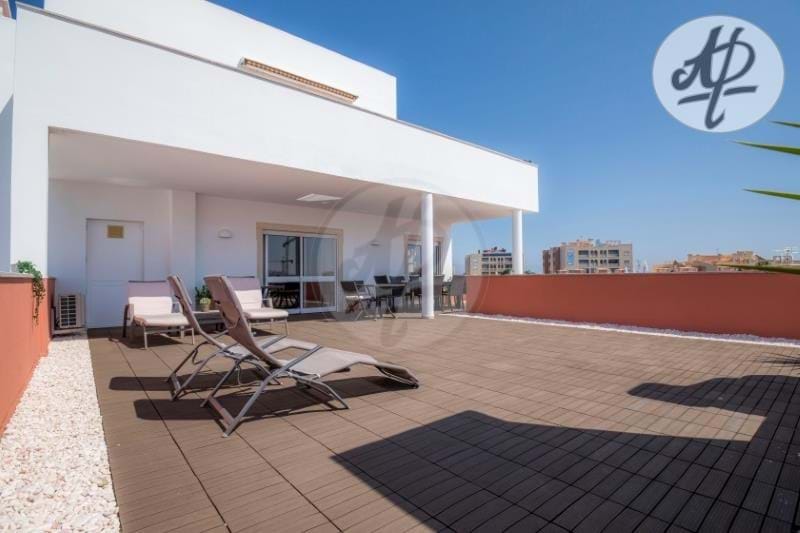 4 bed Apartment in Lagos, Western Algarve