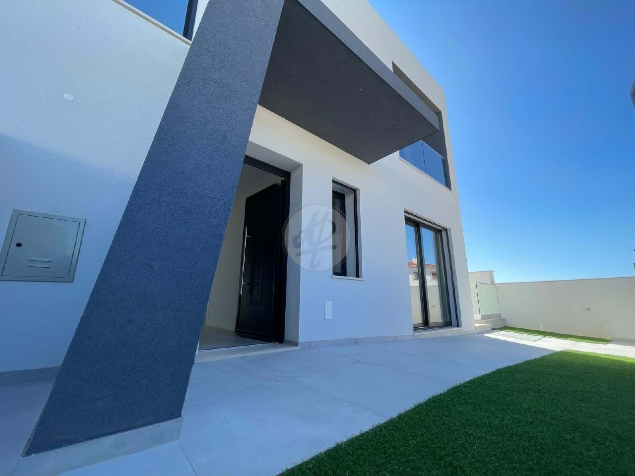 4 bed Villa in Mexilhoeira Grande, Portimão, Western Algarve