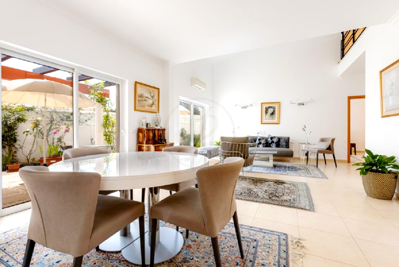 3 bed Apartment in Lagos, Western Algarve