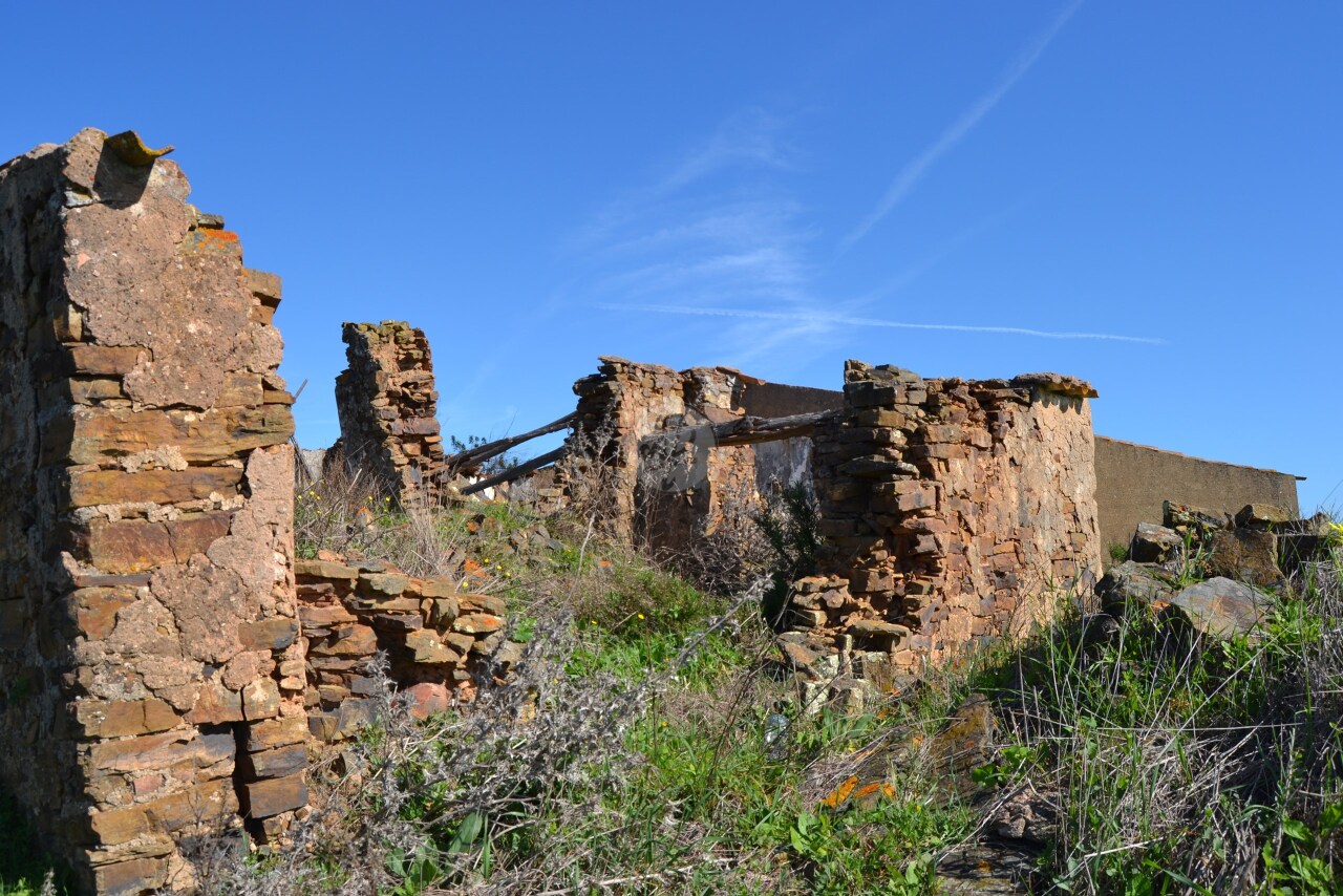 Plot / Land in Bensafrim, Lagos, Western Algarve