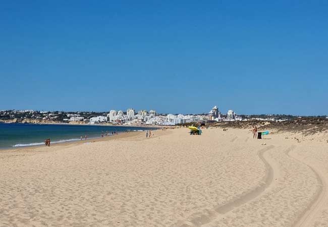 4 bed Apartment in Armação de Pêra, Silves, Western Algarve