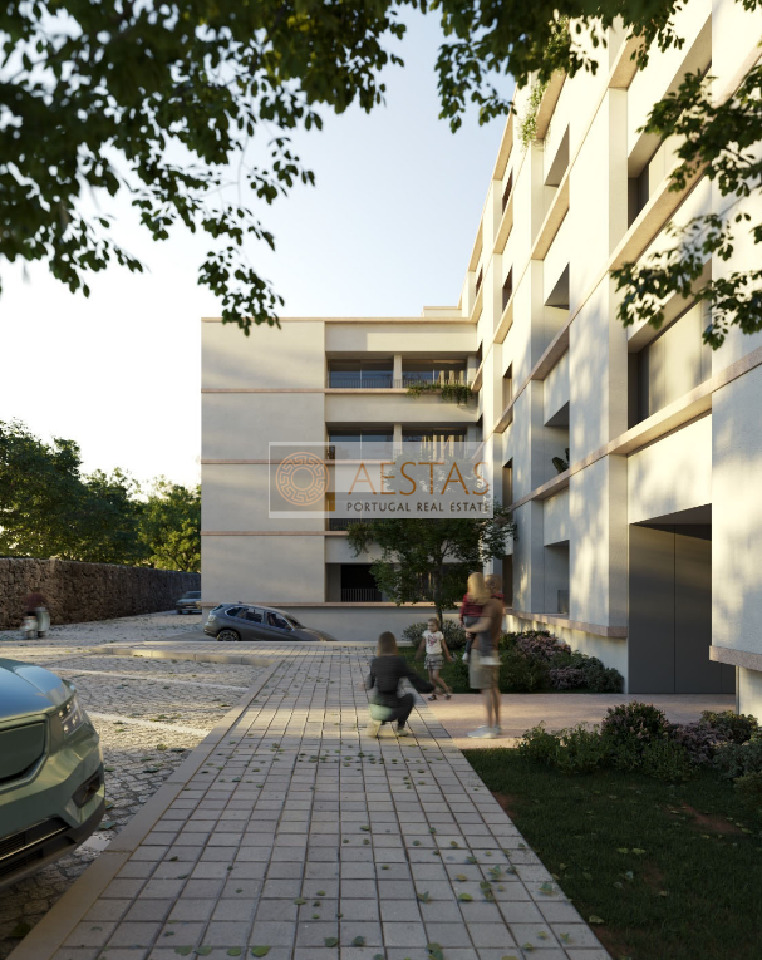 2 bed Apartment in Porto