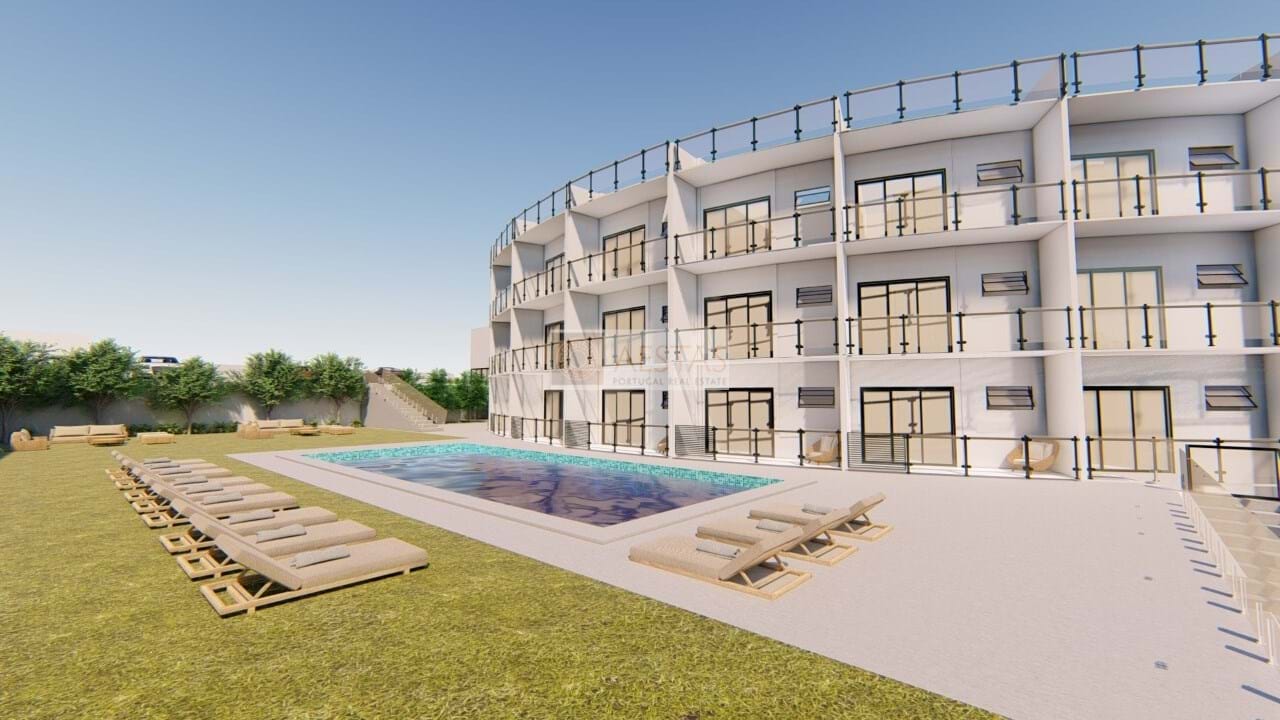 30 bed Building in Albufeira, Central Algarve