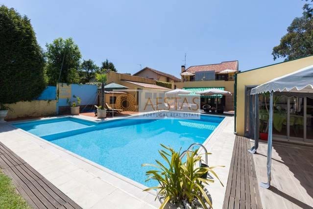 5 bed Villa in Espinho, Aveiro