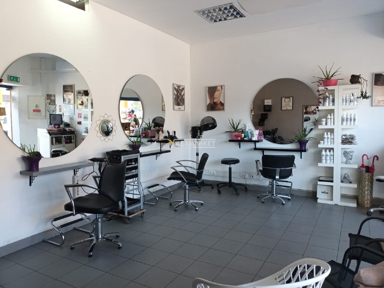 Commercieel / Zakelijk in Albufeira, Central Algarve