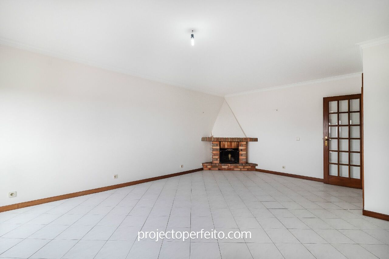 2 bed Apartment in Santa Maria da Feira, Aveiro