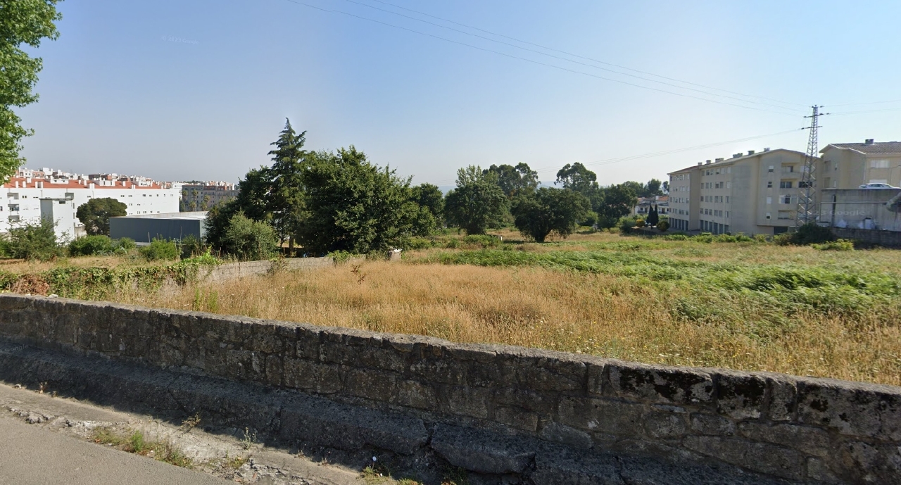 Perceel / Land in Vila Nova de Gaia, Porto