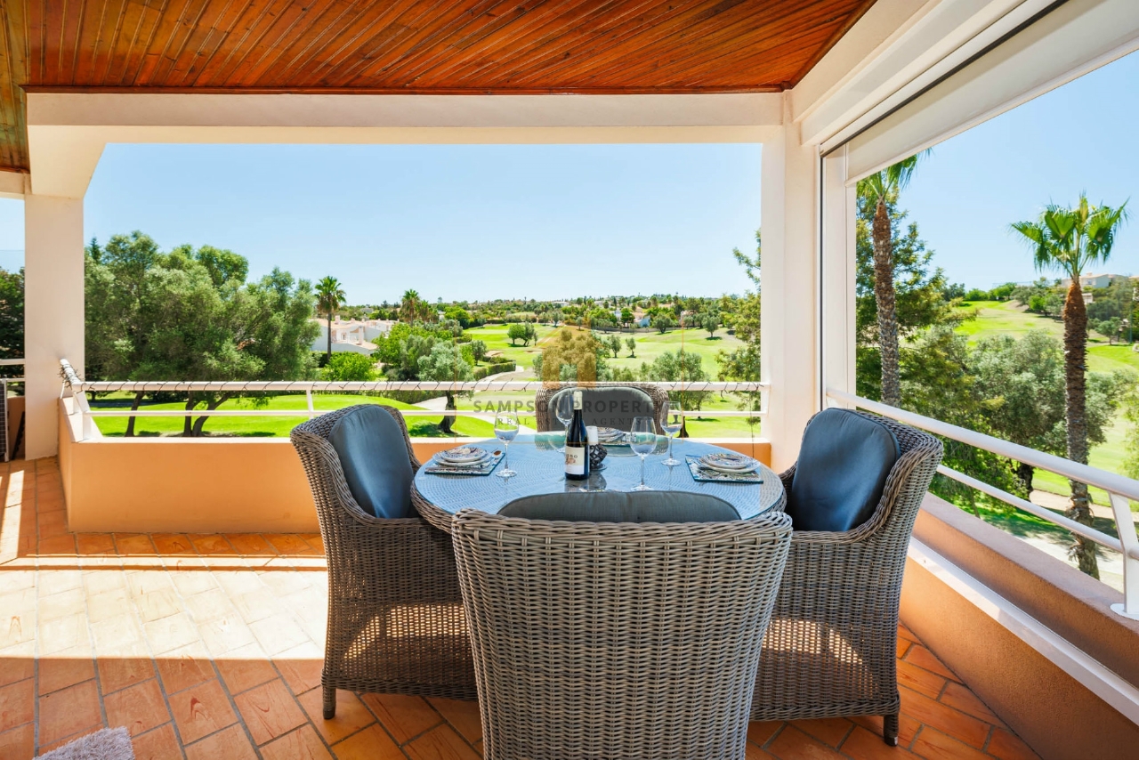 3 bed Apartment in Lagoa, Western Algarve