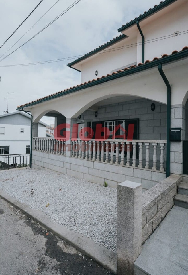 Villa in São João da Pesqueira, Viseu