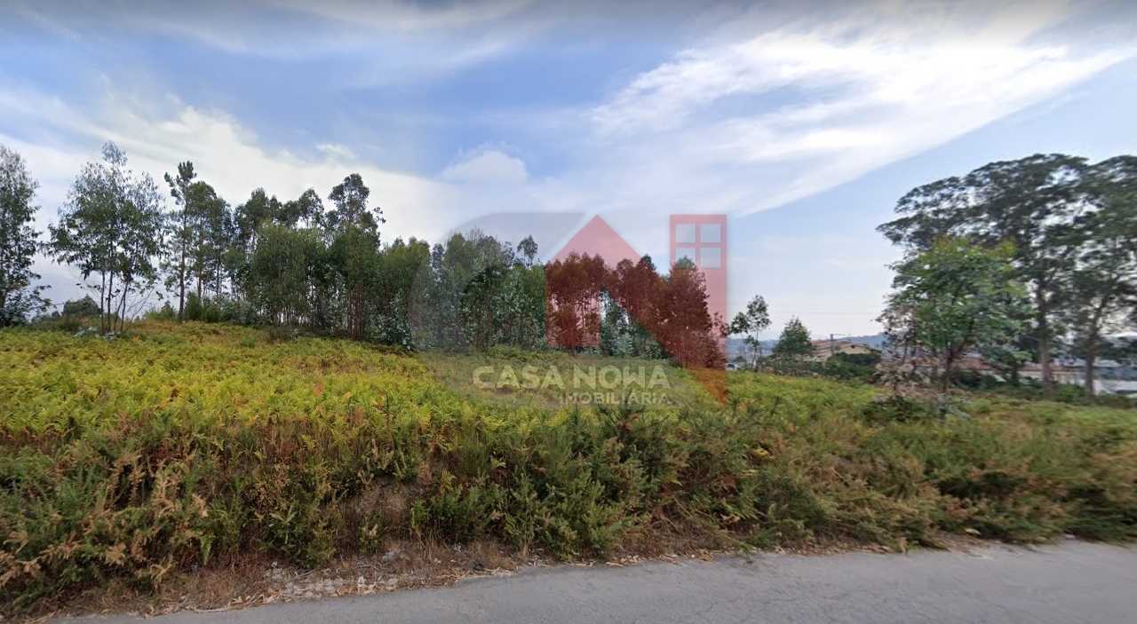 Plot / Land in Paços de Ferreira, Porto