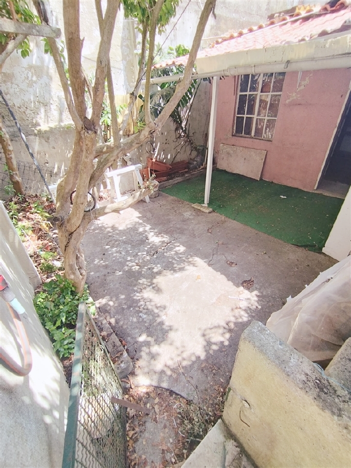 Apartment in Amadora, Lisboa