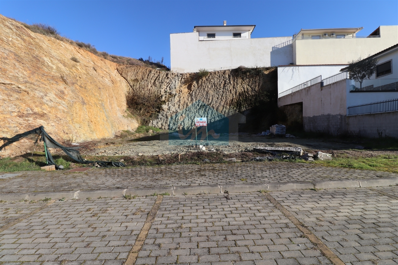 Perceel / Land in Mirandela, Bragança