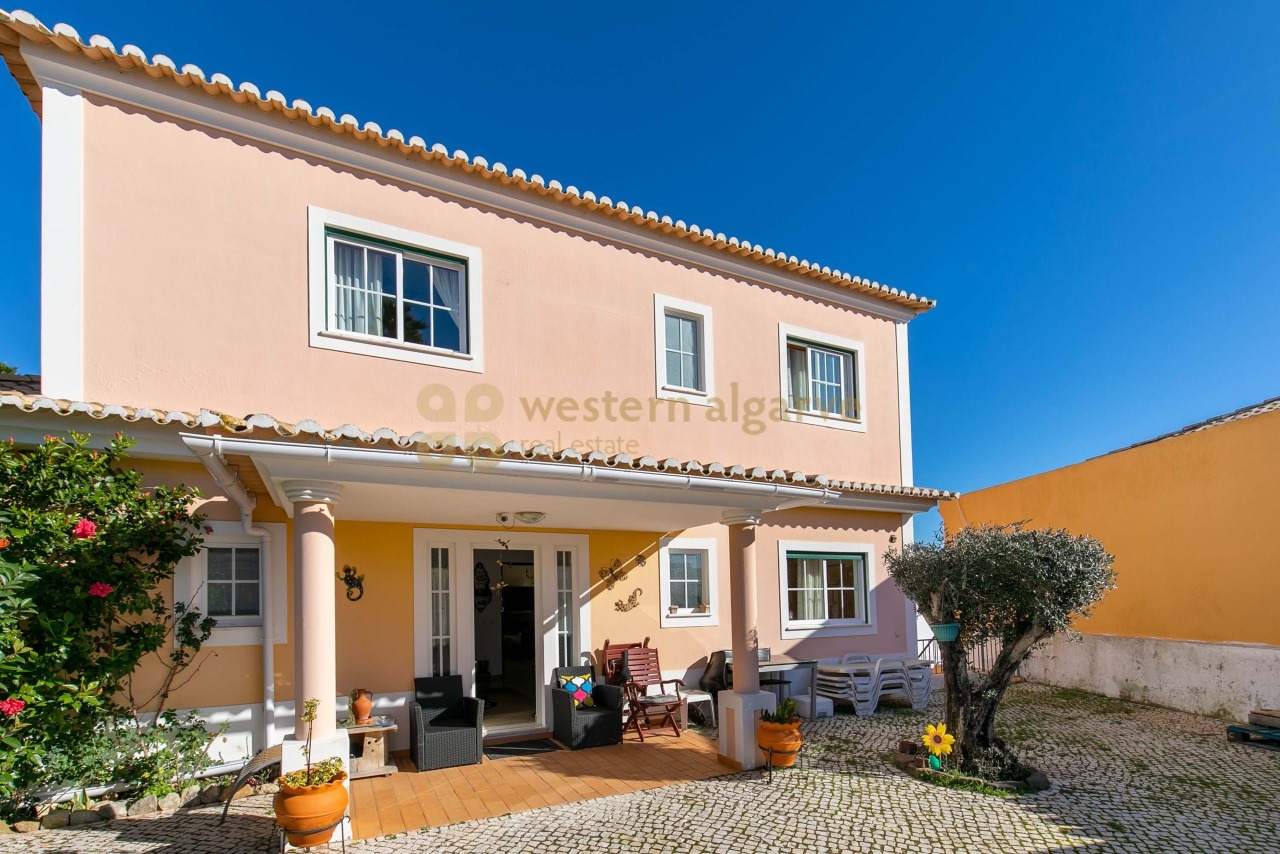 5 bed Villa in Lagos, Western Algarve