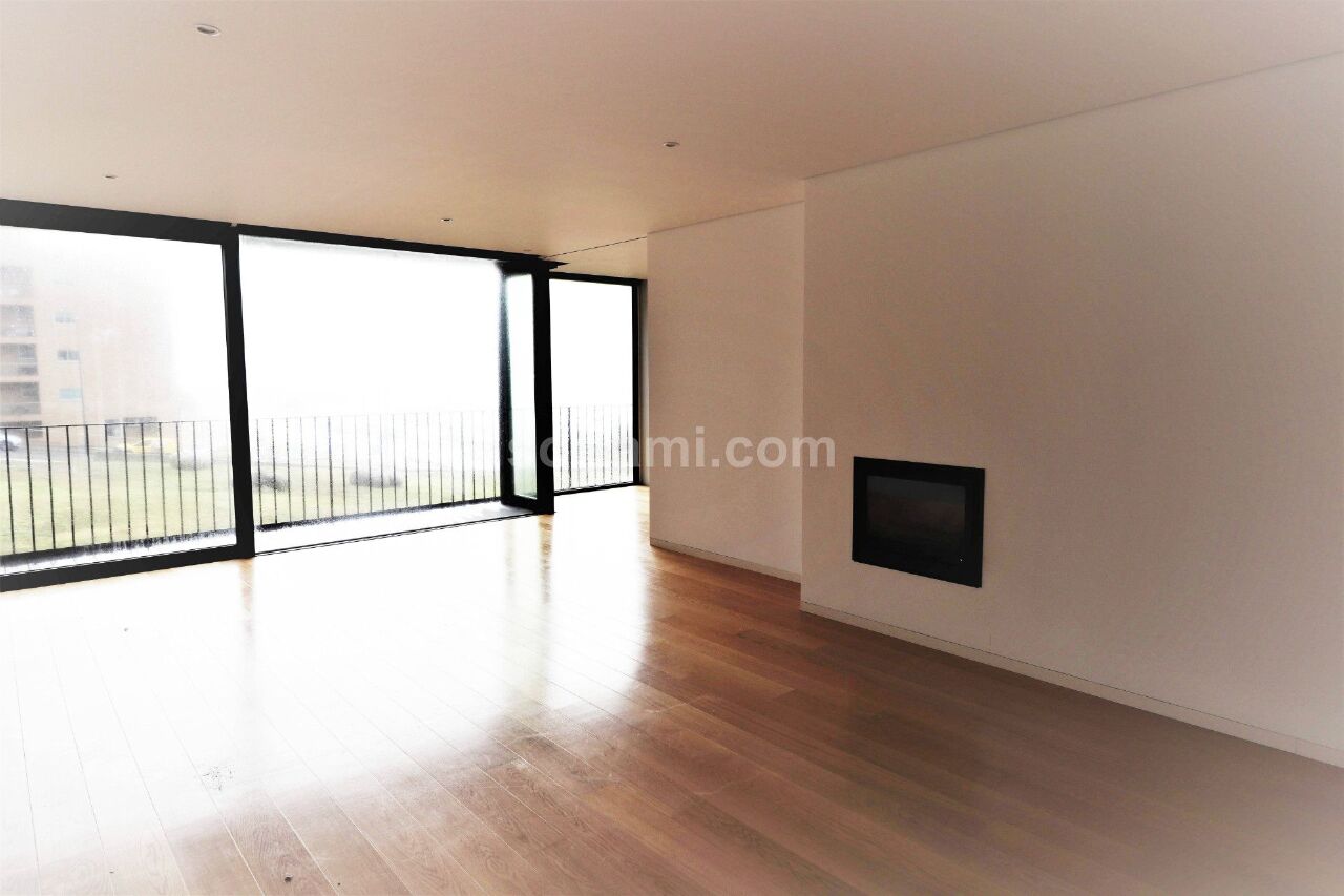 3 bed Appartement in Vila Nova de Gaia, Porto