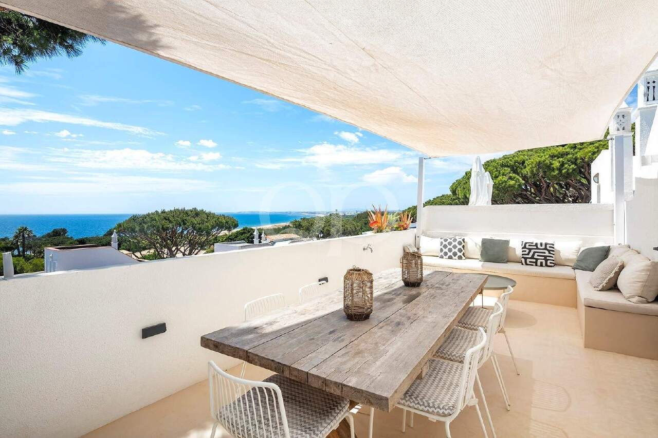 Villa in Almancil, Loulé, Central Algarve