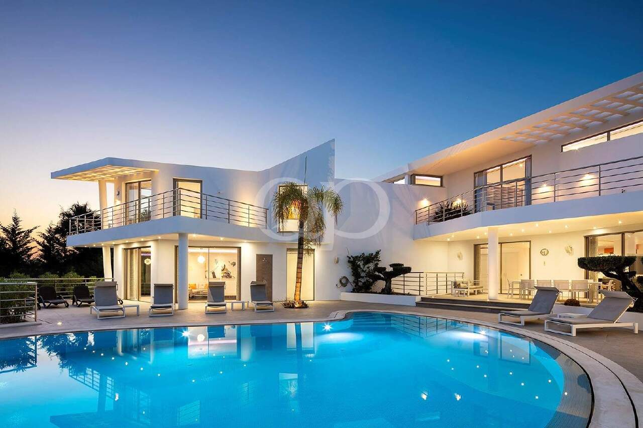 Villa in Almancil, Loulé, Central Algarve